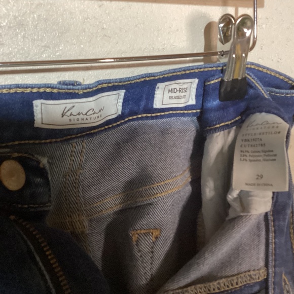 KanCan Midrise Relaxed Fit | Size 29 | Medium Wash - Picture 2 of 3